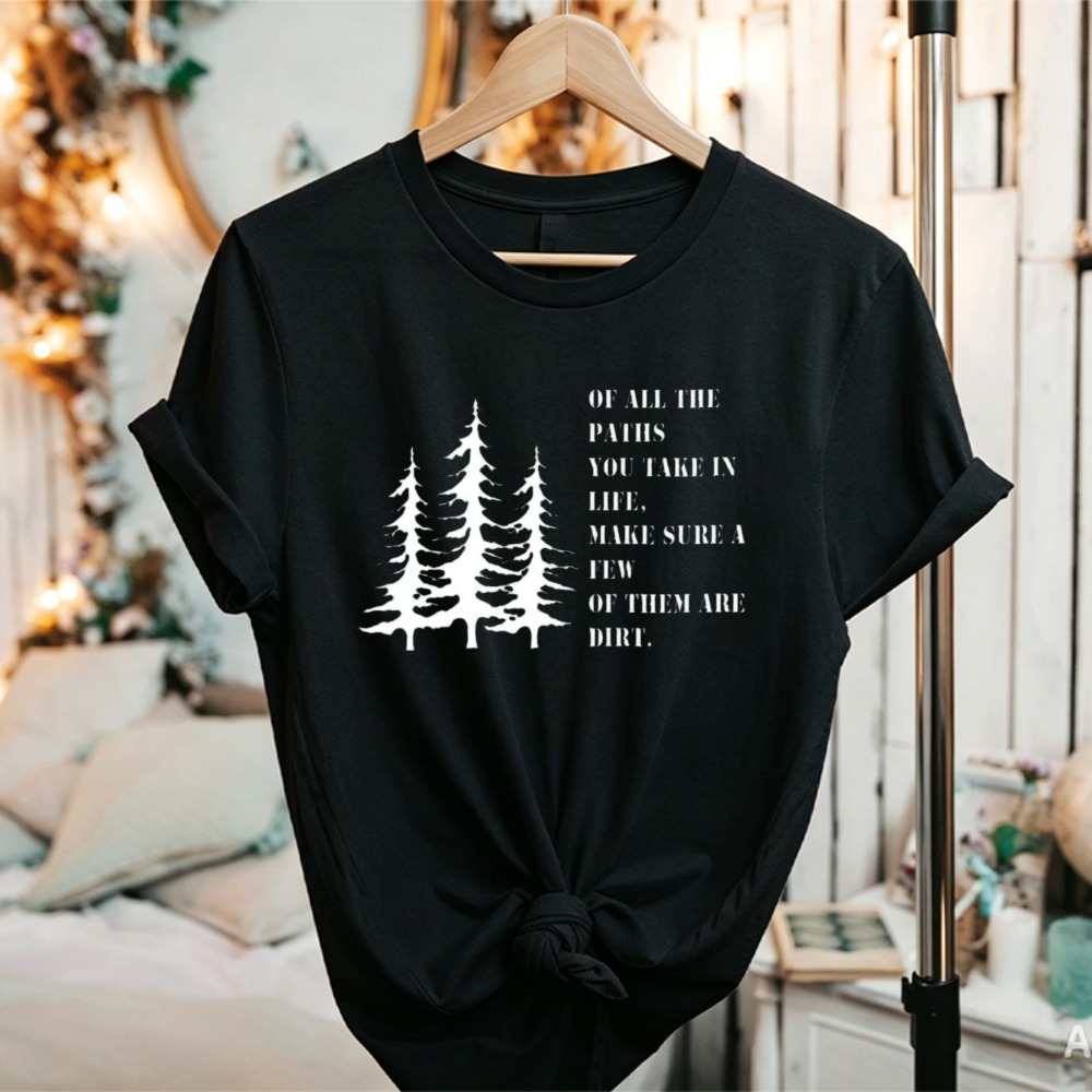 Koszulka z grafiką sosny i cyt – Outdoor Adventure Quotes recenzja i cena